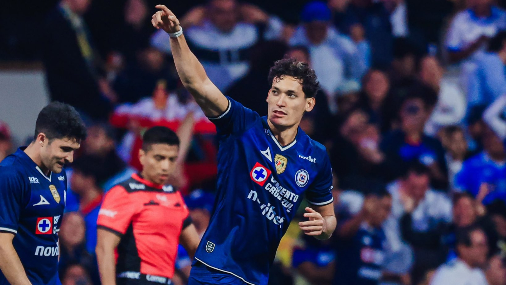 Jesús Orozco Chiquete, jugador del Cruz Azul.